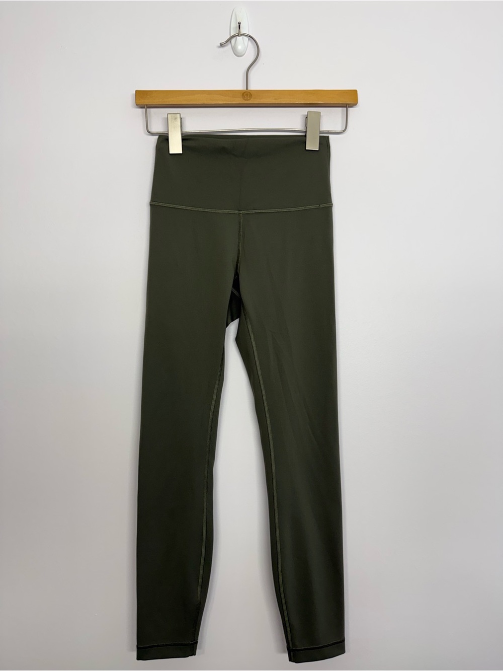 Lululemon Wunder Train High-Rise Tight 25" Army Green Size 4